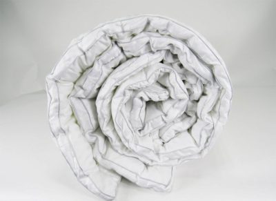 Downland Ultimate Comfort 13.5 Tog Duvet - Double.